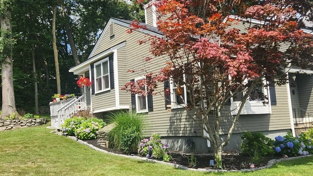 Photo of 90 Bjorklund Ave