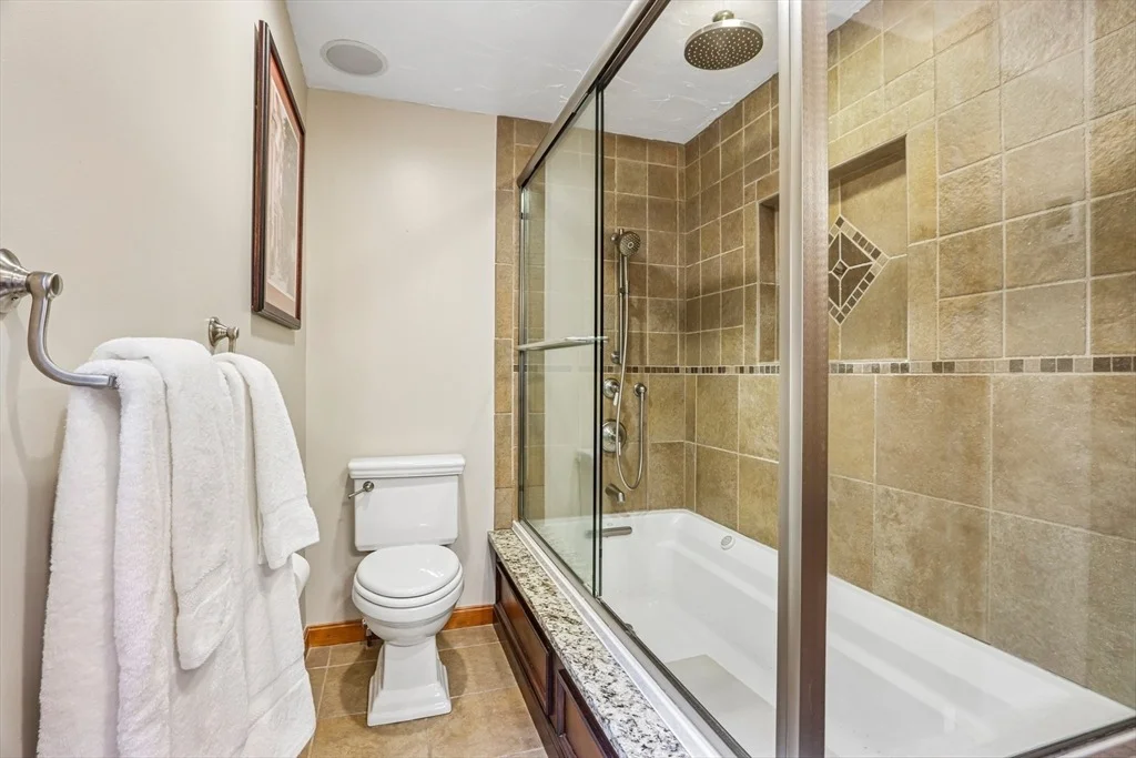 Photo of 59 Oxford Dr