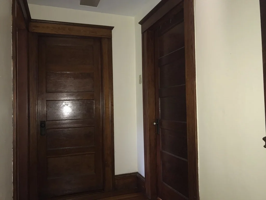 Photo of 48 Railroad St