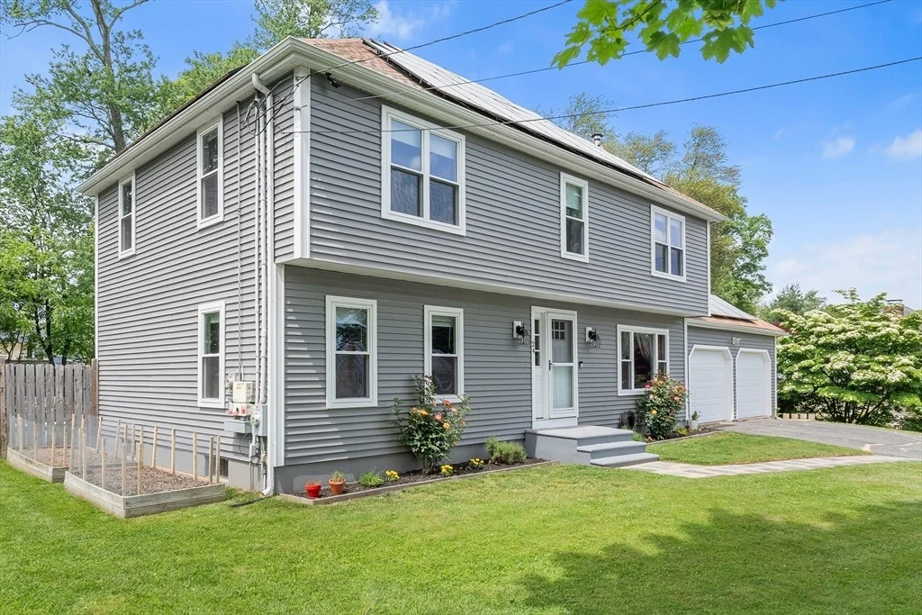 Photo of 24 Lantern Ln
