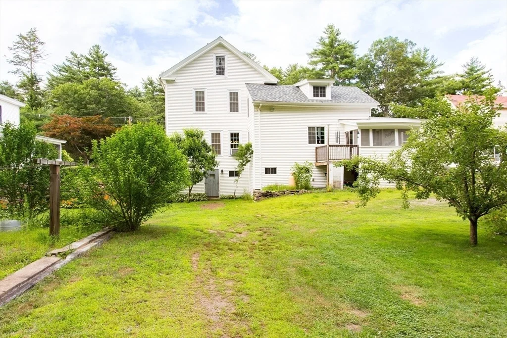 Photo of 106 Pleasant St