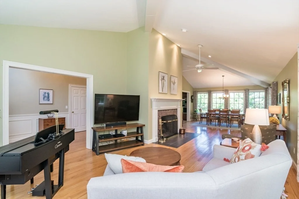 Photo of 26 Briar Hill Rd