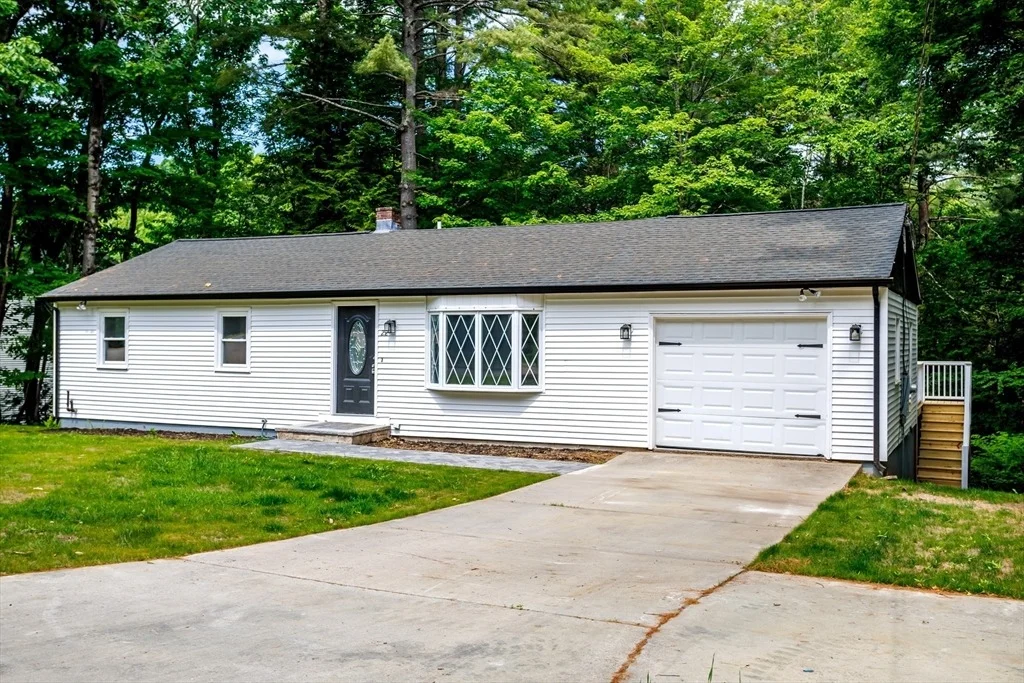 Photo of 22 Albert Dr