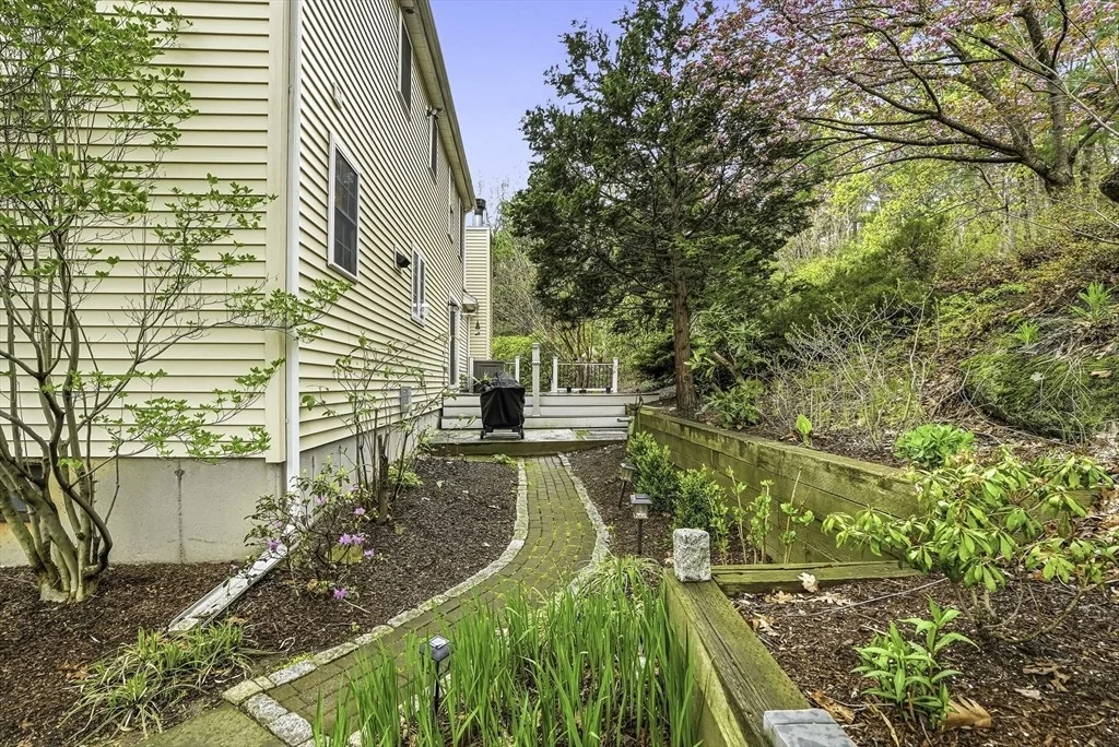 Photo of 69 Warren St