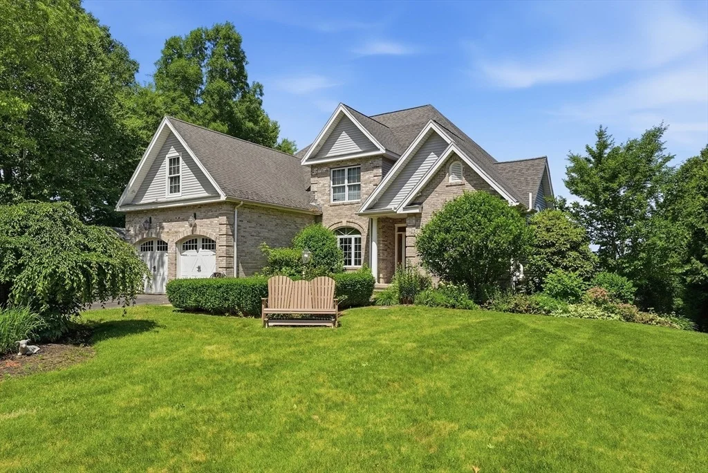 Photo of 12 Overlook Drive
