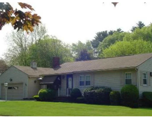 Photo of 31 Oakcrest Circle