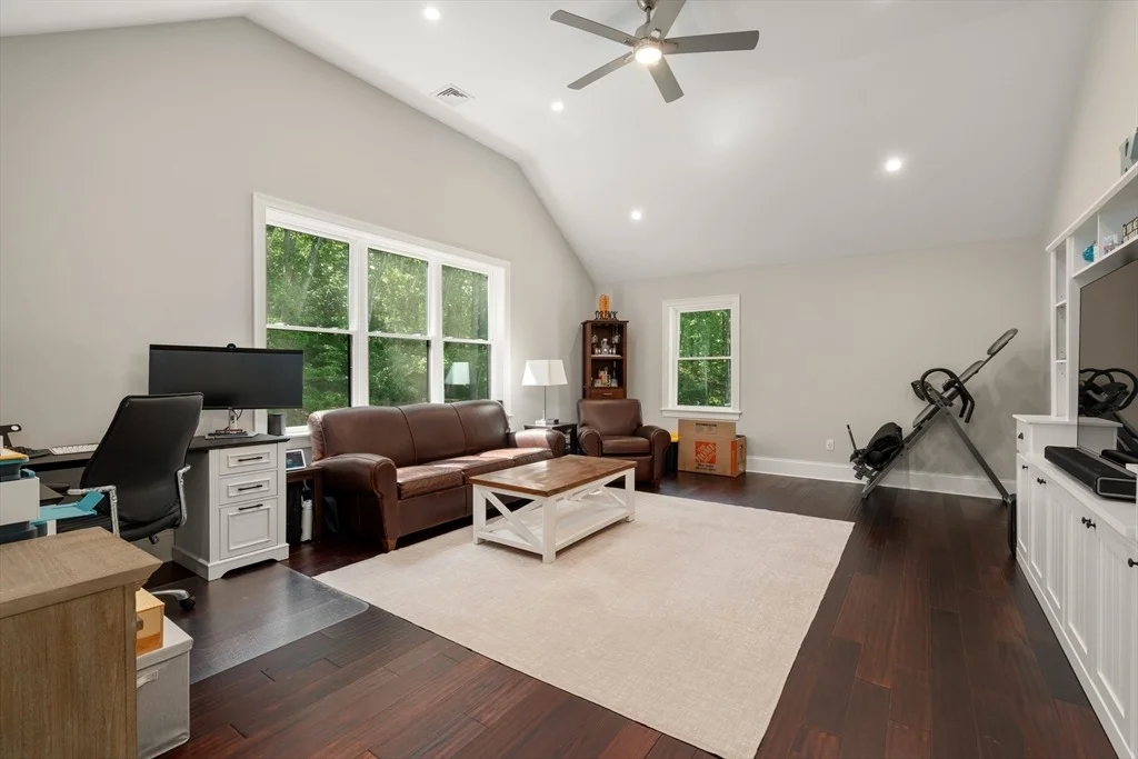 Photo of 8 Charles St
