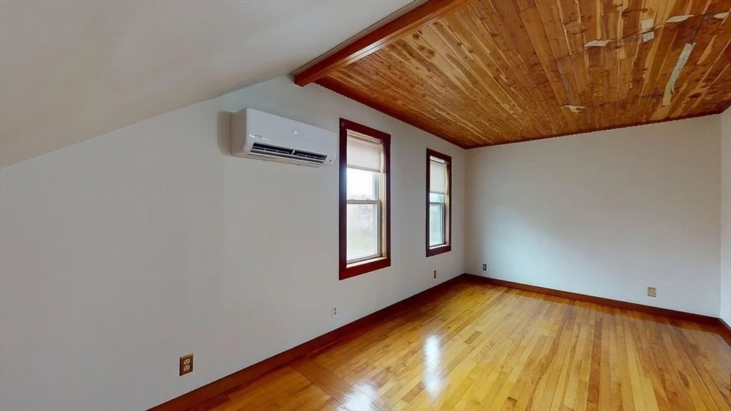 Photo of 86 Saint Nicholas Ave