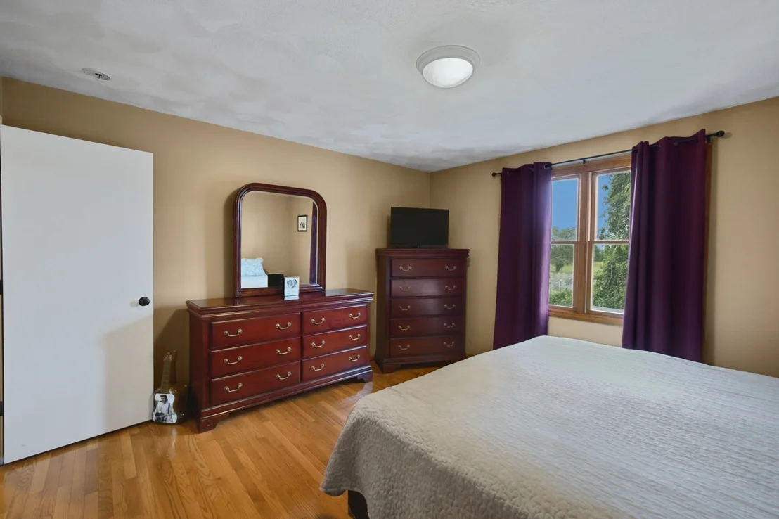 Photo of 52 Family Dr