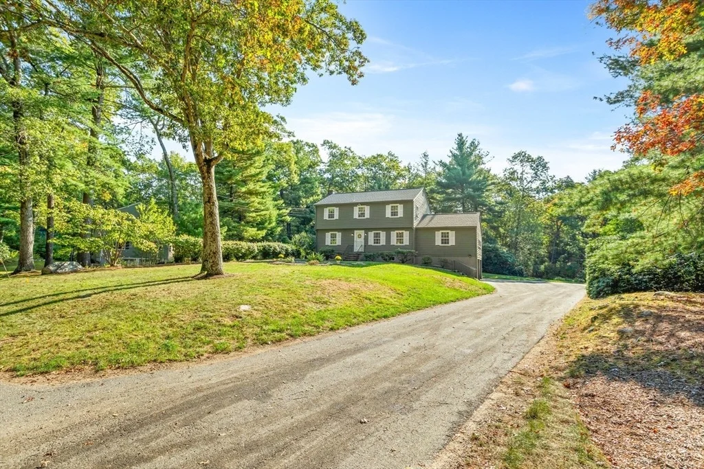 Photo of 15 Reeves Rd