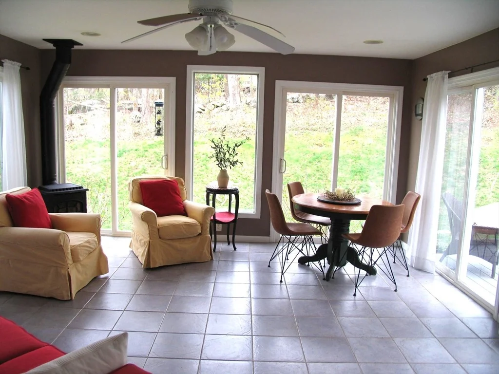 Photo of 5 Dana Cir