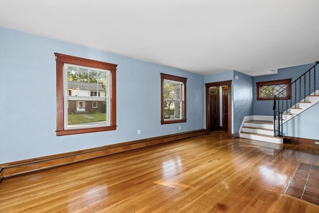 Photo of 11 Robertson Rd