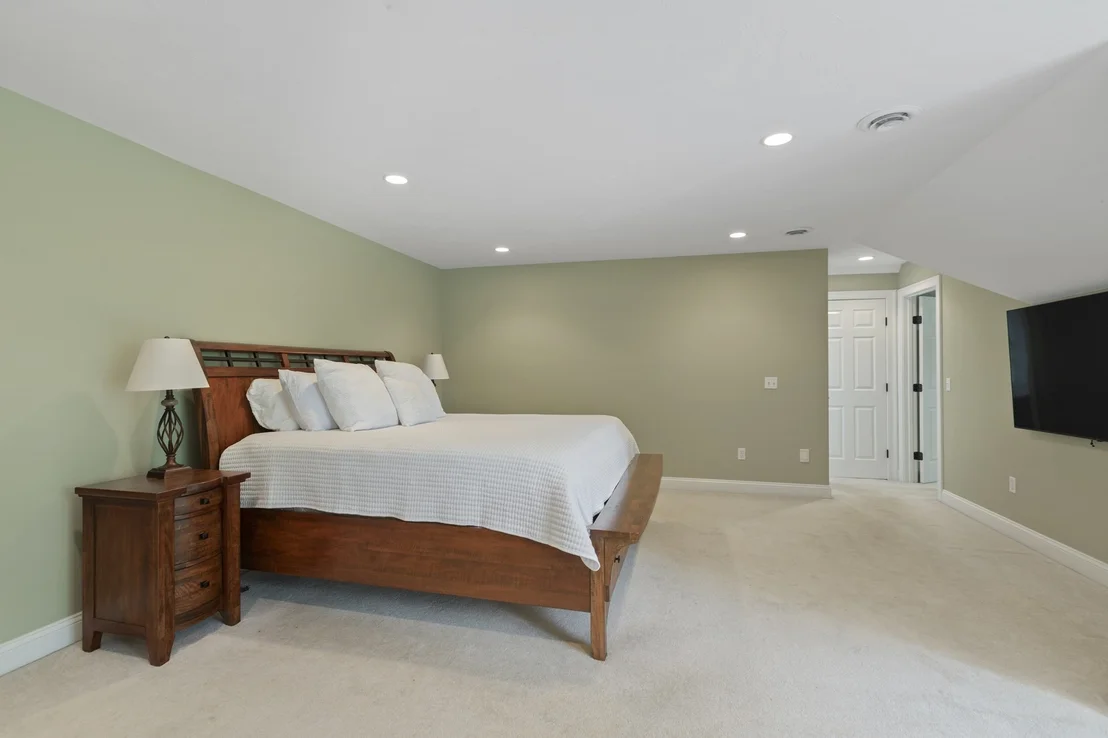 Photo of 8 Wildewood Drive