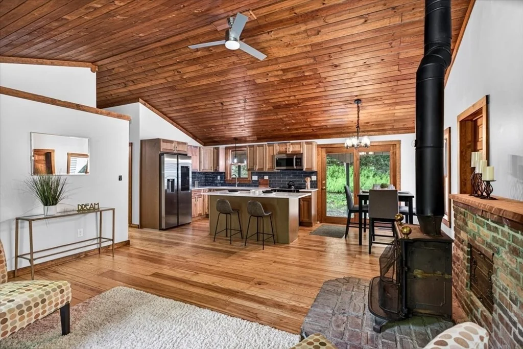 Photo of 67 Chmura Rd