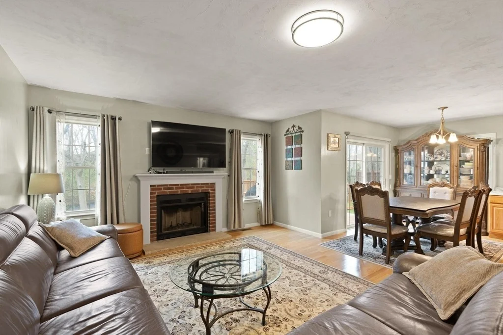 Photo of 18 Meena Dr