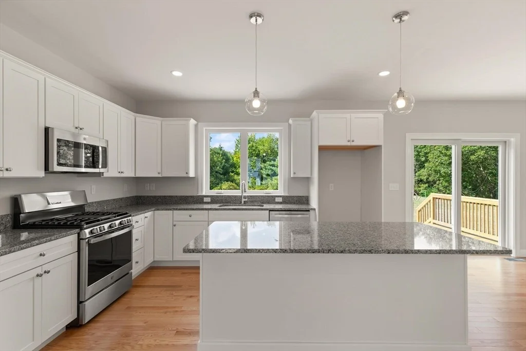 Photo of 66  2 Parish Rd.