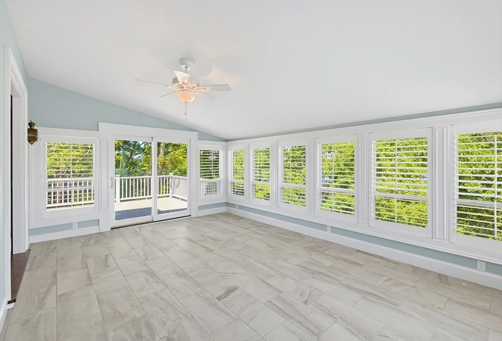 Photo of 54 Arlington Dr