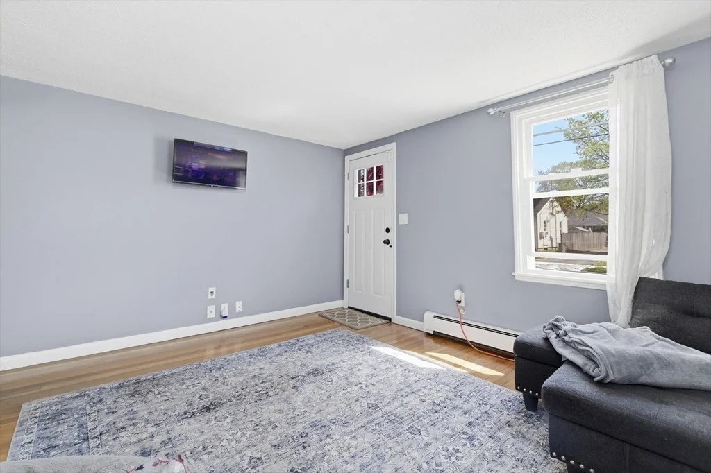 Photo of 74 Gilman St