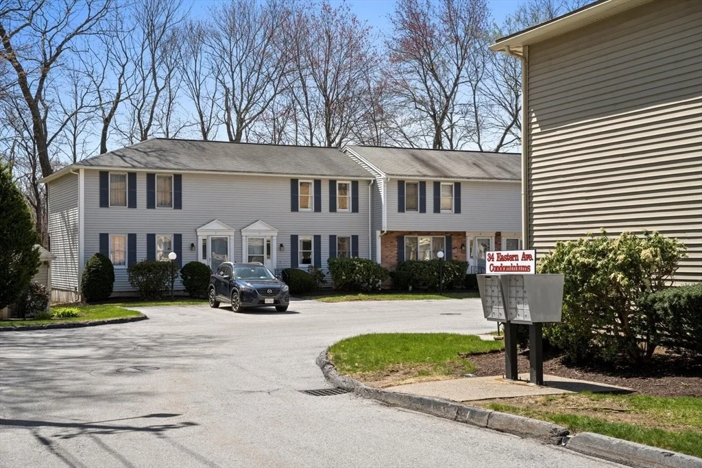 Photo of Unit I at 34 Eastern Ave.