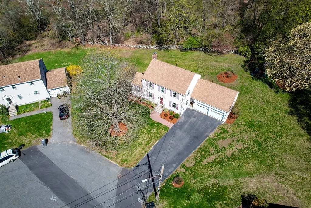 Photo of 15 Maple Lane