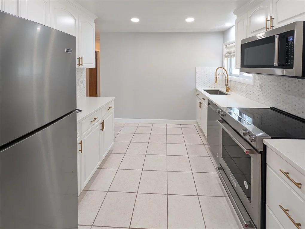 Photo of 14 Myrna Rd