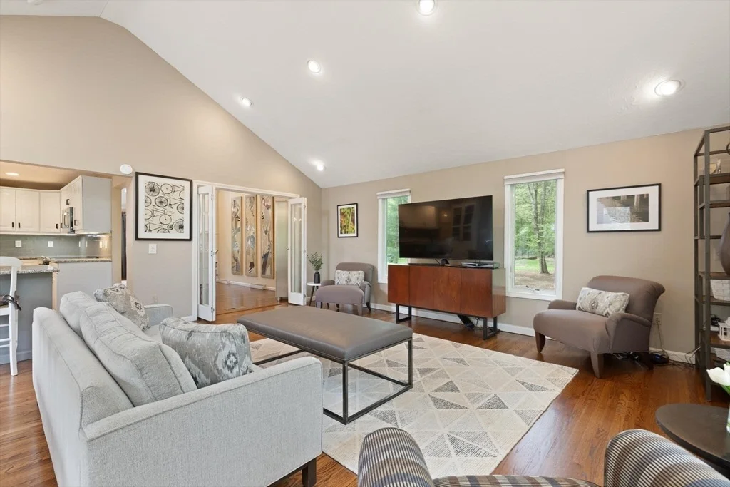 Photo of 53 Hollytree Rd