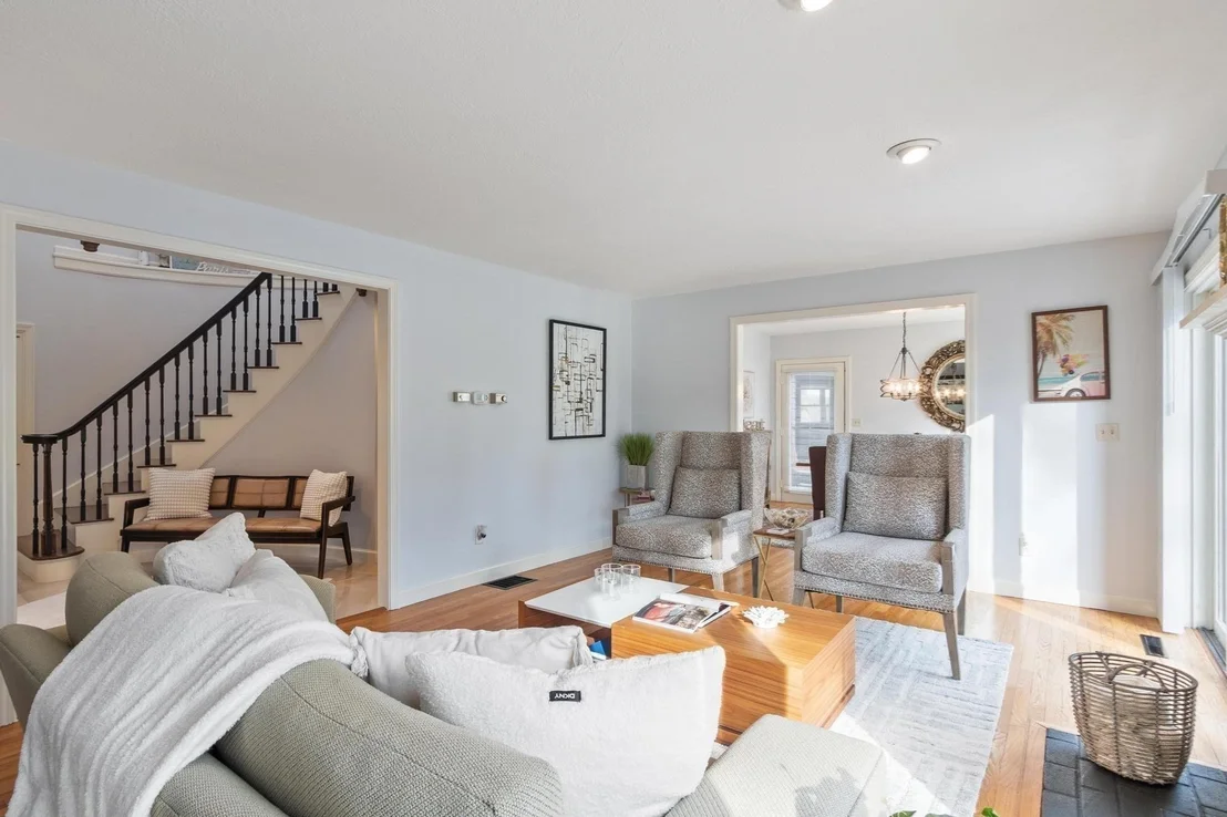 Photo of 99 Longview Street