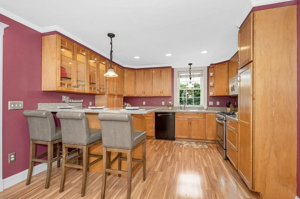 Photo of 35 Warren Avenue