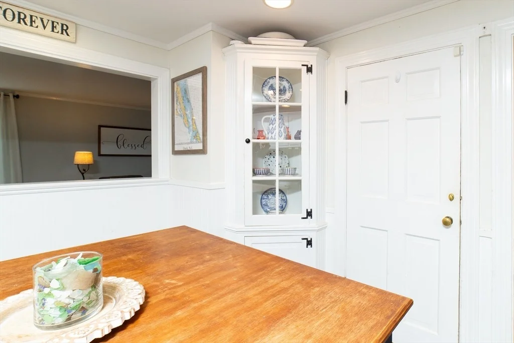Photo of 30 Veery Rd