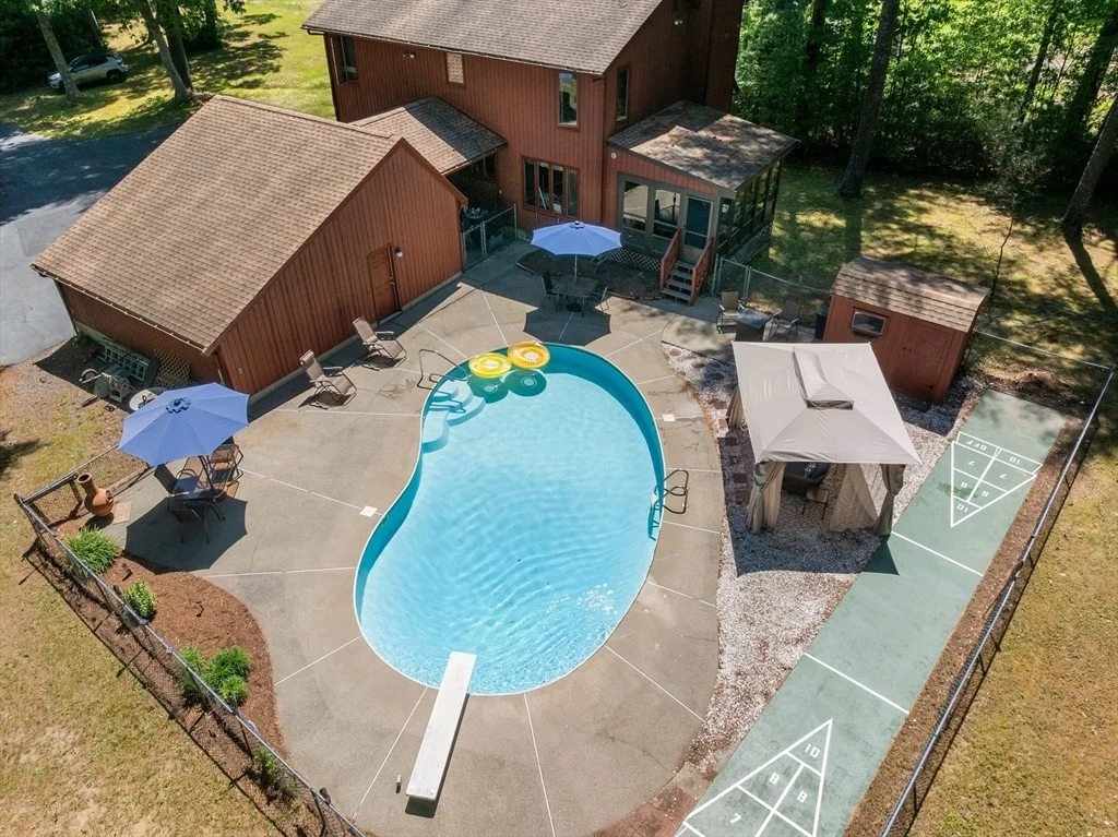 Photo of 47 Walnut Plain Rd