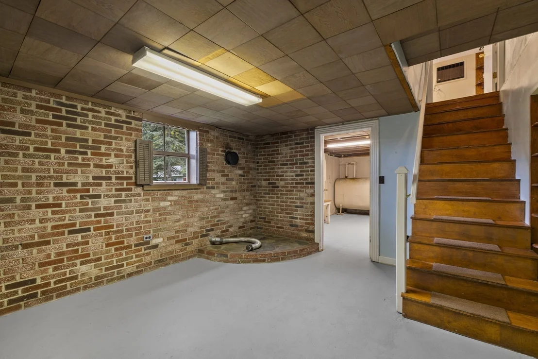 Photo of 30 Lee Rd