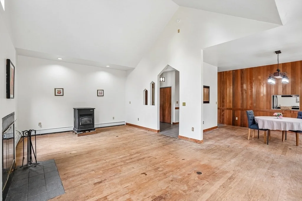 Photo of 76 Foster Rd