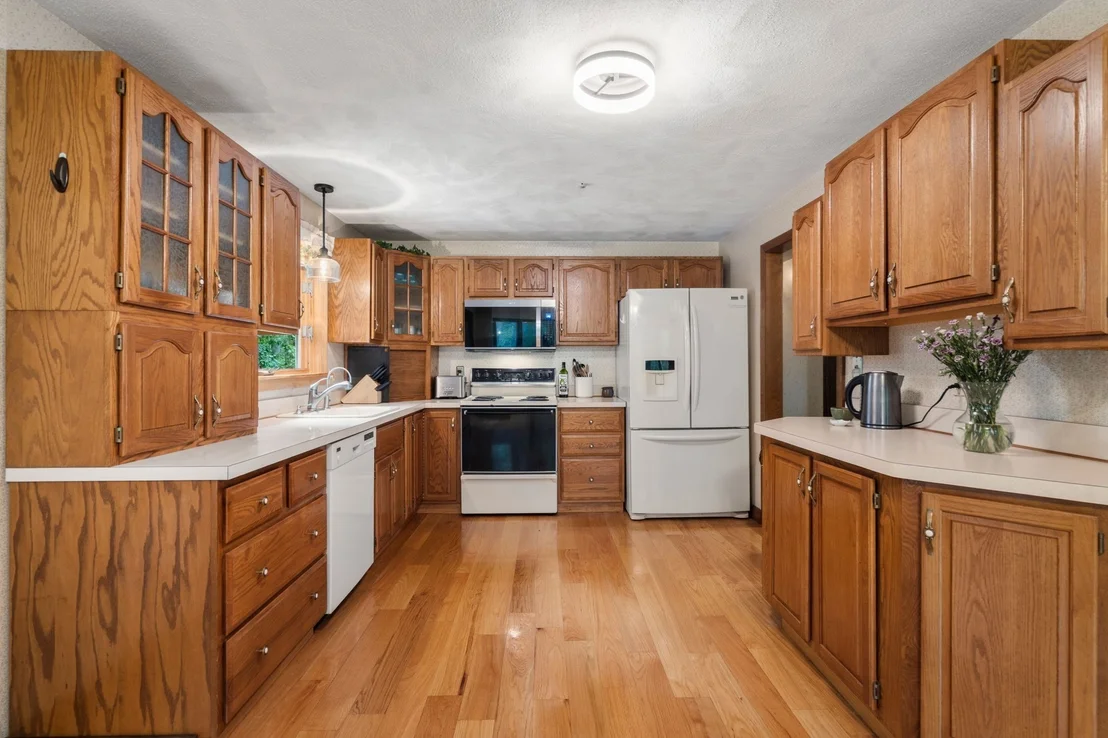 Photo of 145 White Pond Rd