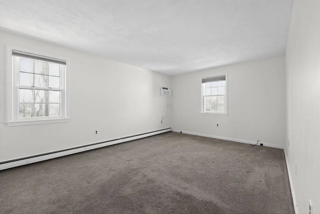 Photo of 15 Flagg Cir