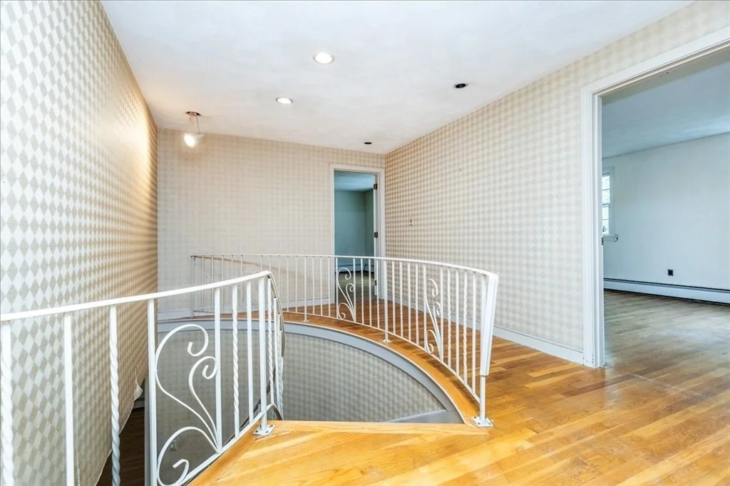 Photo of 9 Strawberry Hill Lane