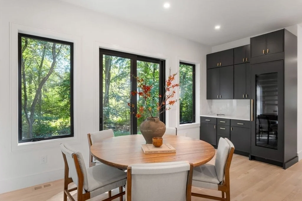 Photo of 48 Sherburne Rd