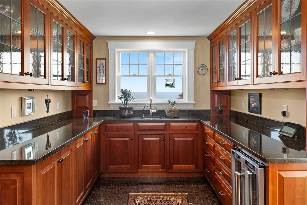 Photo of 13 Phillips Ave