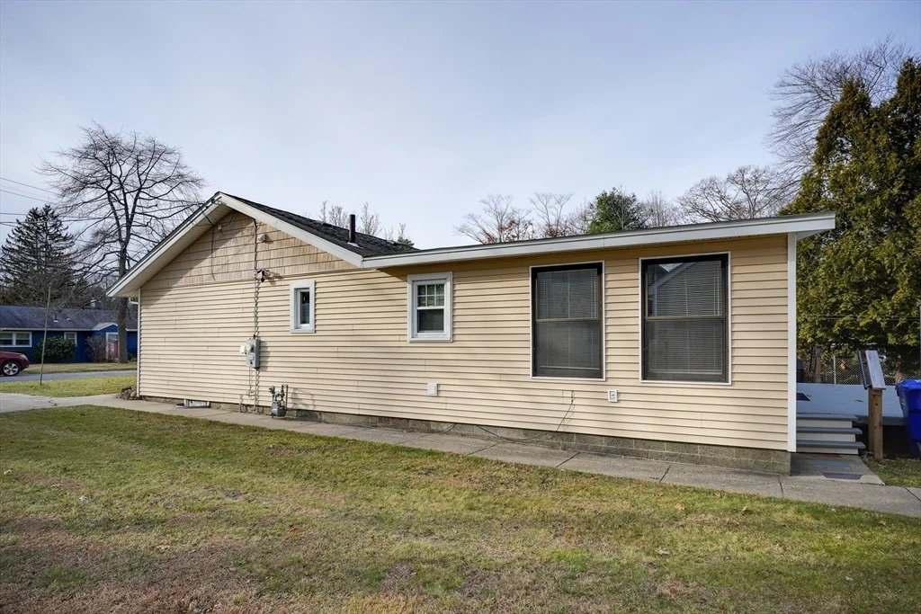 Photo of 25 Randall Rd