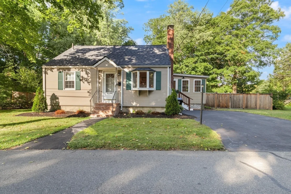 Photo of 17 Cogswell Ave