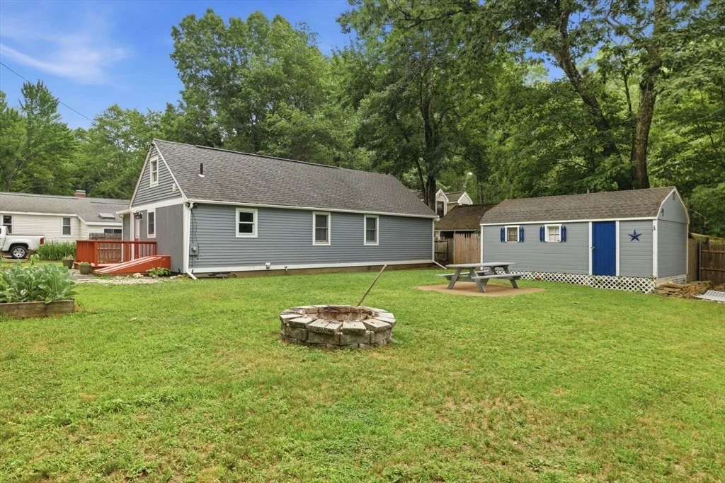 Photo of 18 Fuller Ave