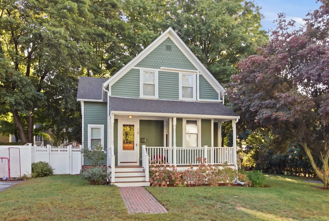 Photo of 10 Eaton St