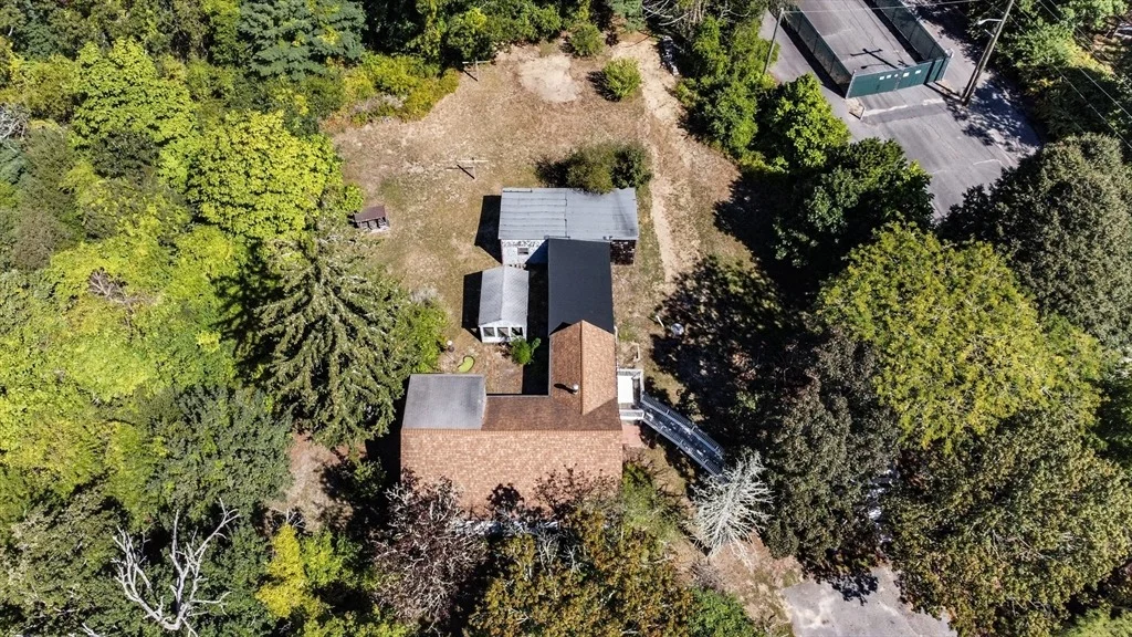Photo of 2596 Cranberry Hwy