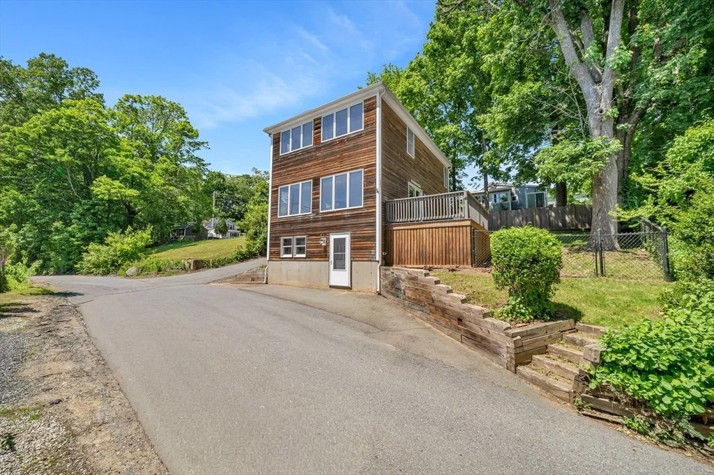 Photo of 11 Beech Ln