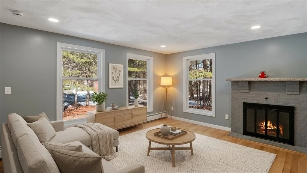 Photo of 77 Hazen Rd