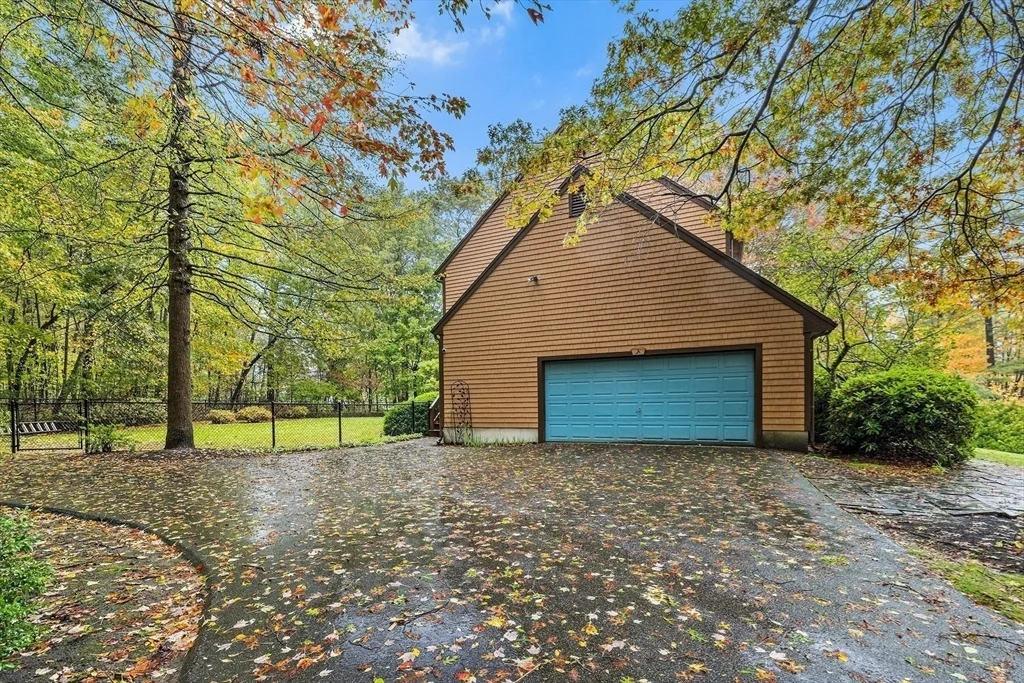 Photo of 417 Birchbark Dr