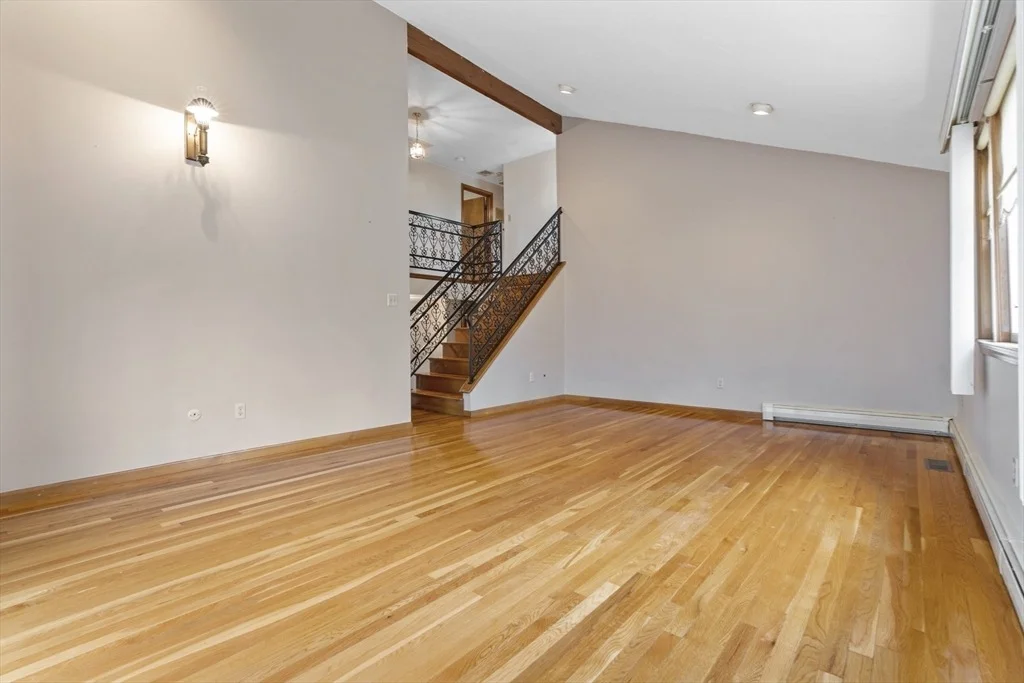 Photo of 118 Sherbourne Pl