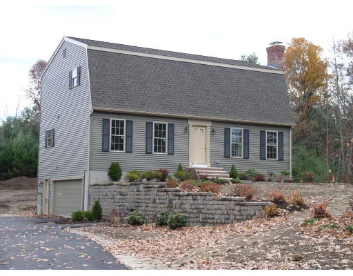 Photo of 2 Wildwood Ave
