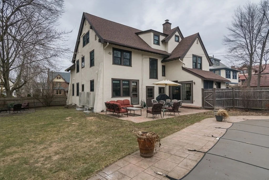 Photo of 43 Oxford St