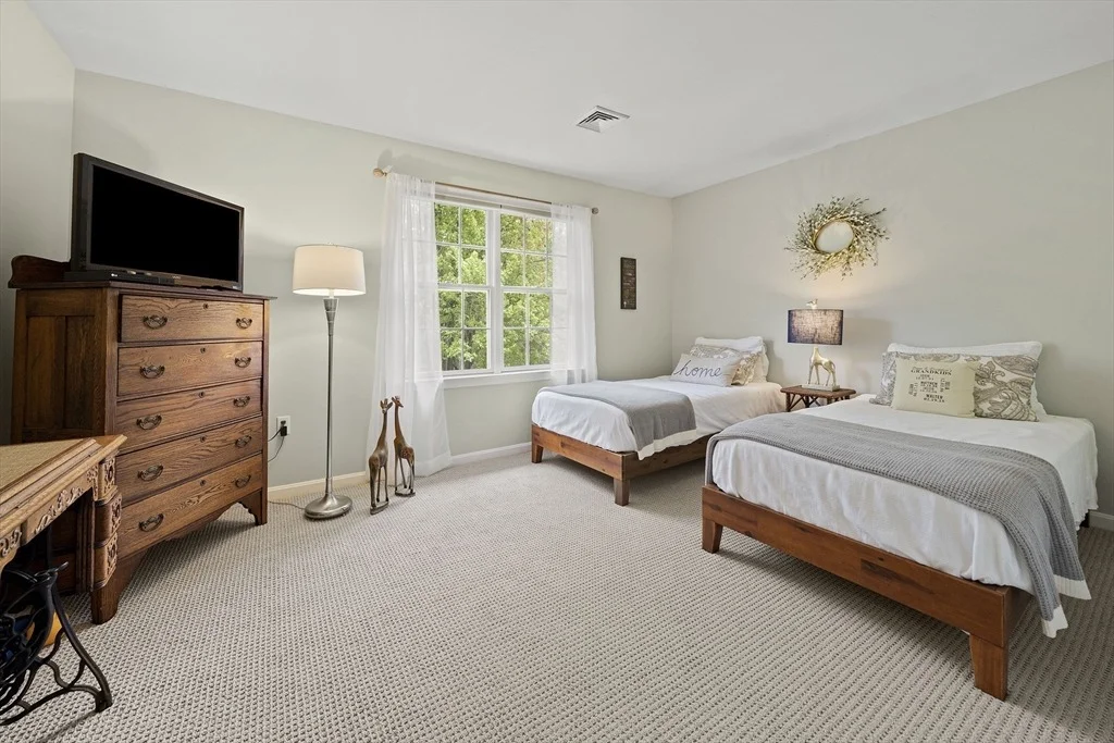 Photo of Unit 7 at 7 Evergreen Circle