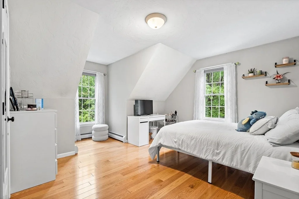 Photo of 104 Gilchrest Street